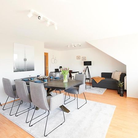 Grosszuegig & Stilvoll Parkplatz ,Ruhige Lage, 5 Personen, Langzeit Apartment Paderborn Bagian luar foto