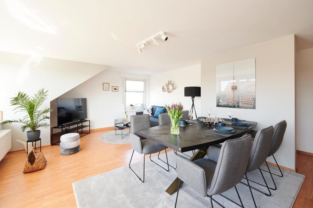 Grosszuegig & Stilvoll Parkplatz ,Ruhige Lage, 5 Personen, Langzeit Apartment Paderborn Bagian luar foto