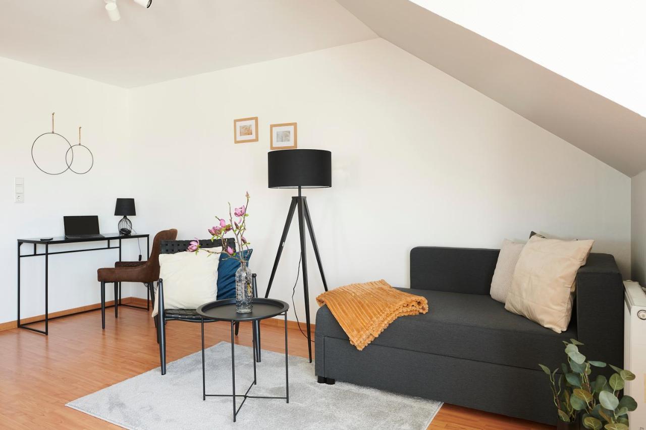 Grosszuegig & Stilvoll Parkplatz ,Ruhige Lage, 5 Personen, Langzeit Apartment Paderborn Bagian luar foto