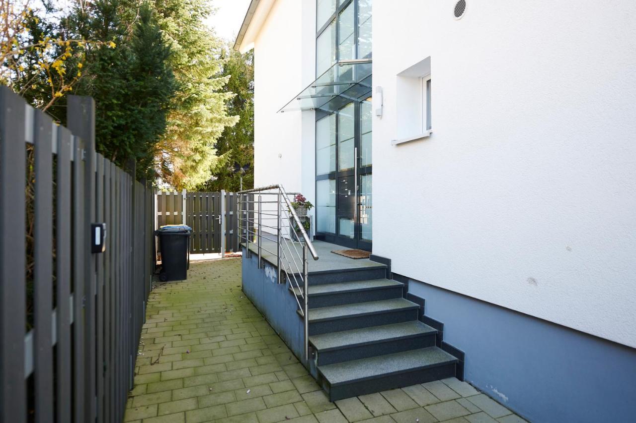 Grosszuegig & Stilvoll Parkplatz ,Ruhige Lage, 5 Personen, Langzeit Apartment Paderborn Bagian luar foto
